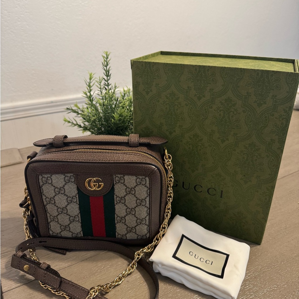 Gucci Ophidia GG Supreme Shoulder Bag Brown